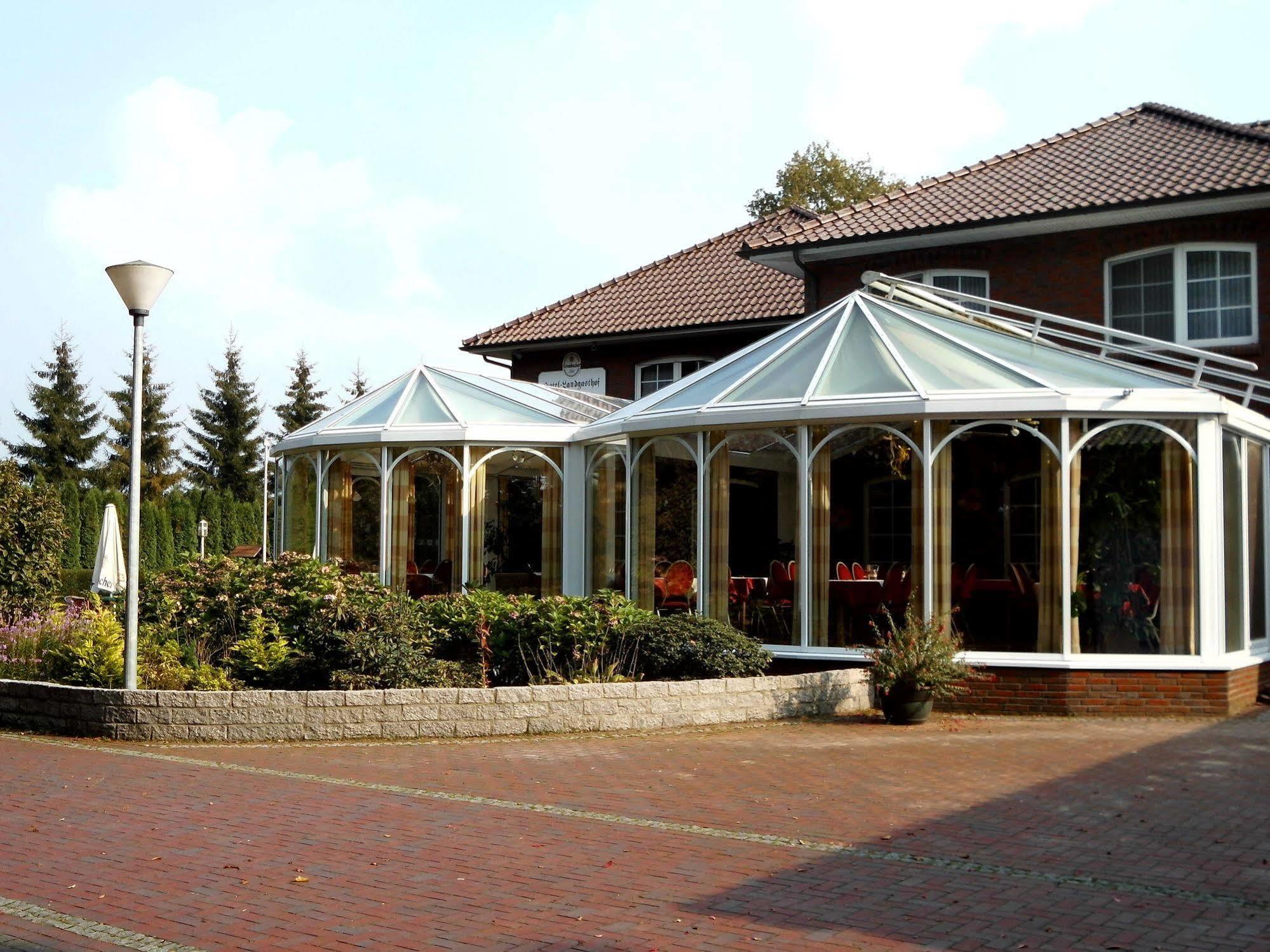 Hotel-Landgasthof Herzog Barssel  Bagian luar foto